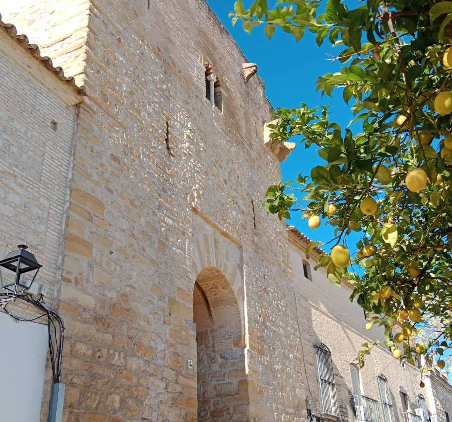 Castillo Cañete de las Torres puerta